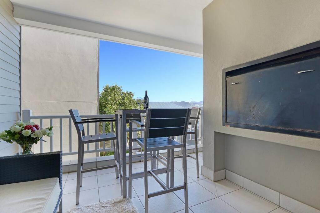 Penguin Haven . Luxury 2 Bedroom, Boulders Beach. ケープタウン エクステリア 写真